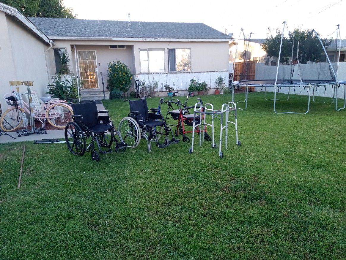 Chair's Walker Two Wheels Walkers Four Wheels