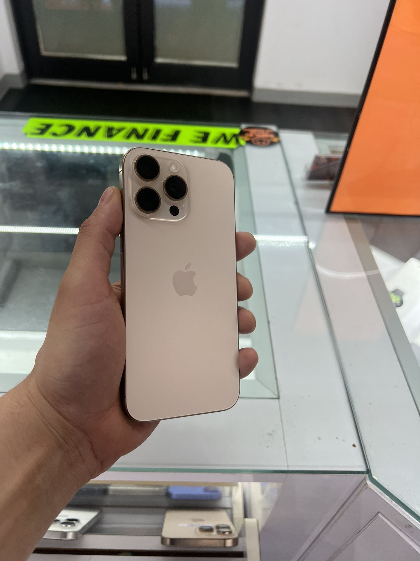 iPhone 16 Pro Max 256gb