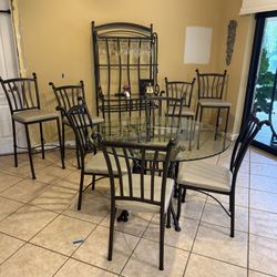 Round glass dining room table with wine rack and Bar Stools Set