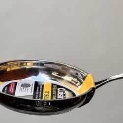 Skillet, New, 10” Cuisinart 