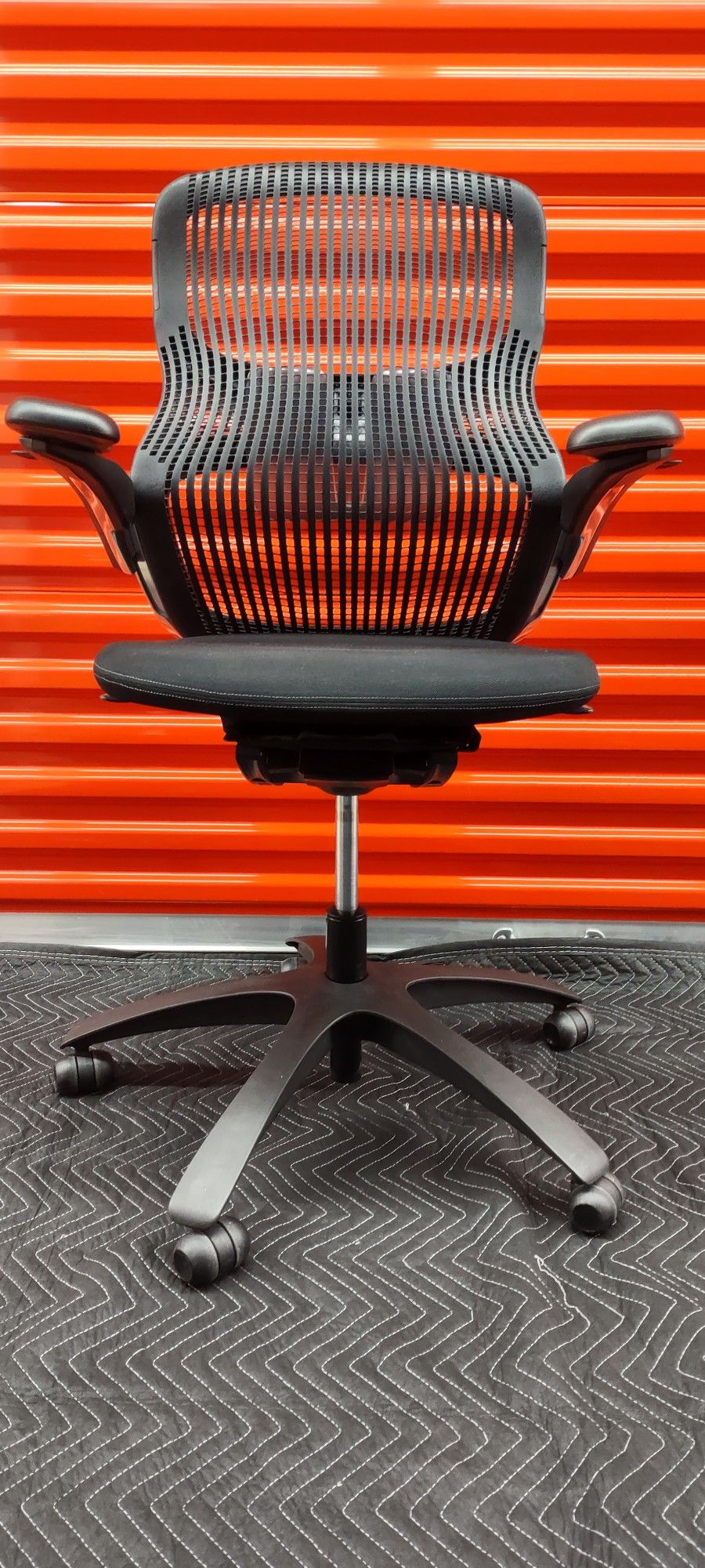 Knoll Generation Office Chair Fully adjustable + Lumbar Support 