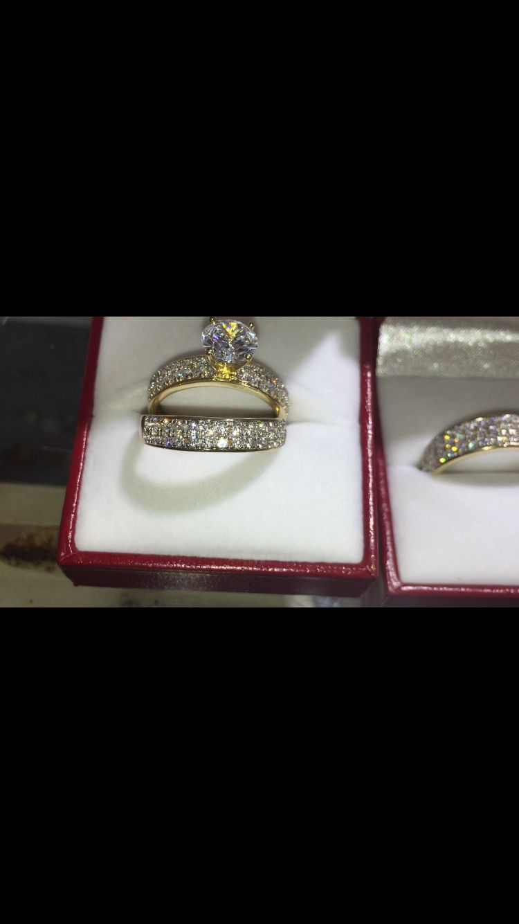 14K diamond gold Wedding ring set
