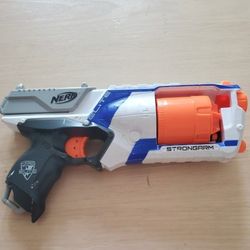 Nerf Stongarm