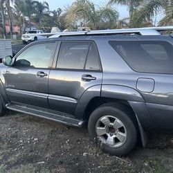 Toyota Four Runner 2004