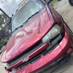 Parting Out 2004 Chevy Trailblazer Part