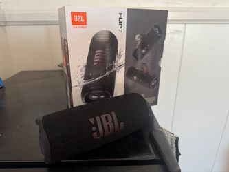 Flip 7 speaker