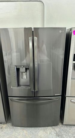 LG 3-Door Refrigerator (French Door Fridge) Stainless Steel - Water Dispenser