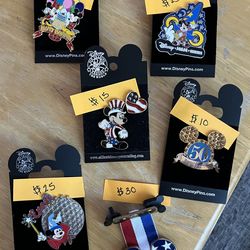 Disney trading pins