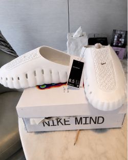 Nike mind 001 size 8.5 men