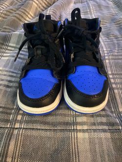 Nike air Jordanโs (Blue)