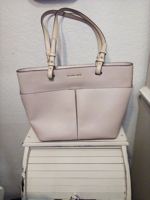 Michael Kors Purse 100% Authentic