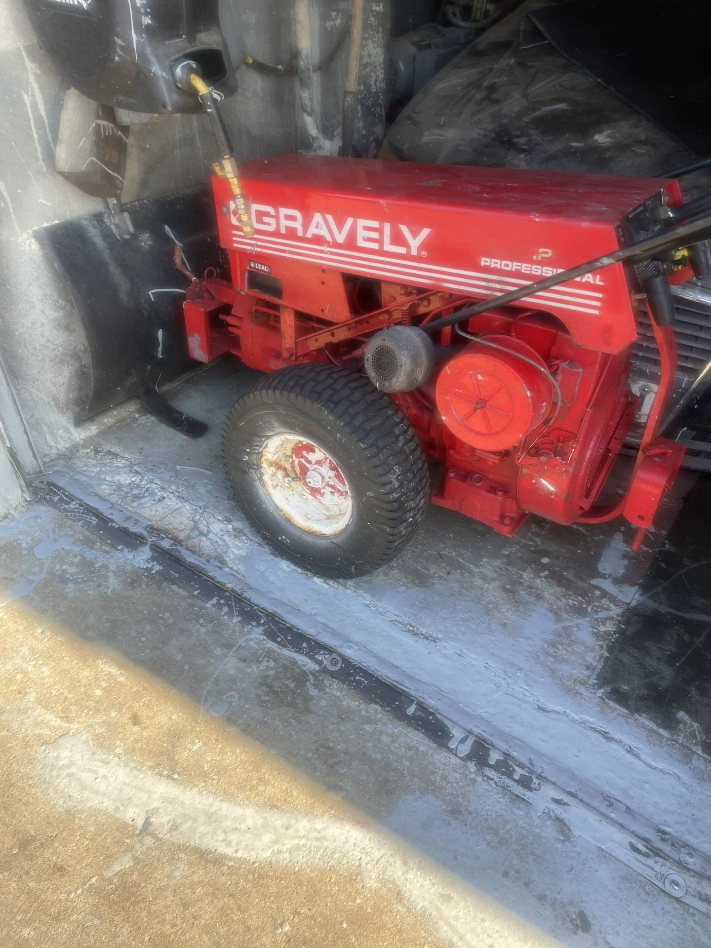 Gravley Pro 12