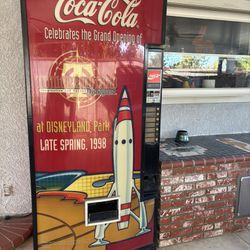 1998 Coca-Cola Vending Machine Disney’s Tomorrowland 