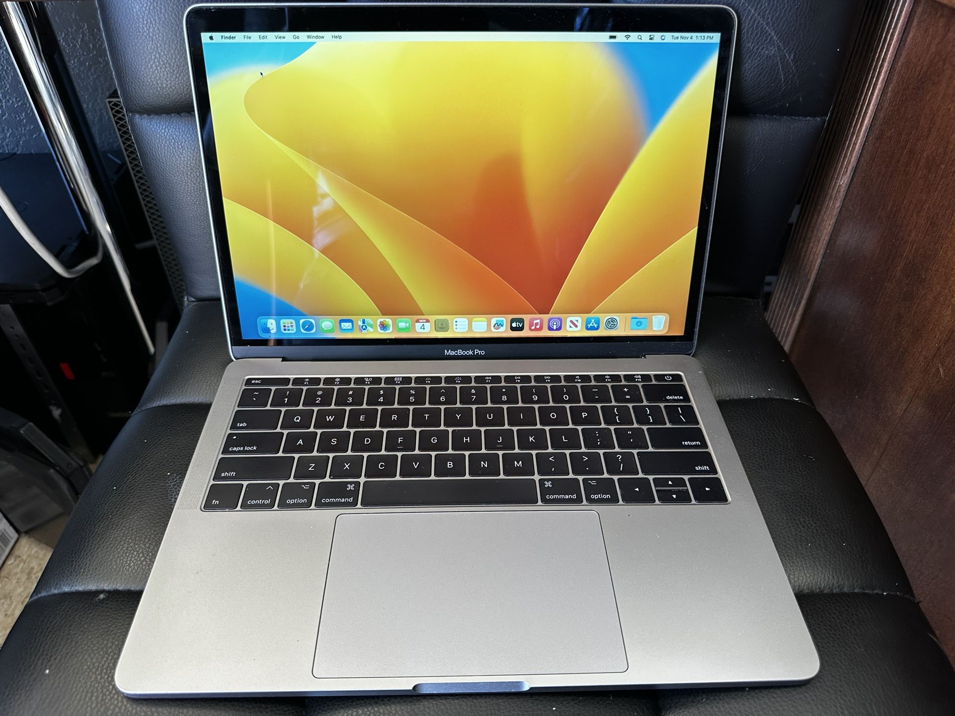 MacBook Pro 13" - MacOS Ventura-2017 