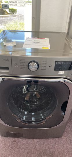 LG 5.2 cu ft Mega Capacity Smart Wi-Fi Enable front - 1 year warranty