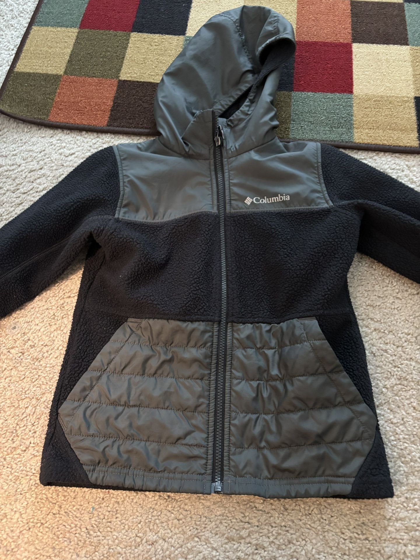 Columbia Boys Fleece Hooded Jacket . Size S