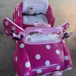 Minnie Mouse Car 