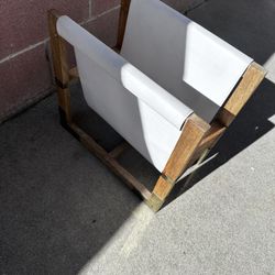 Magazine Holder
