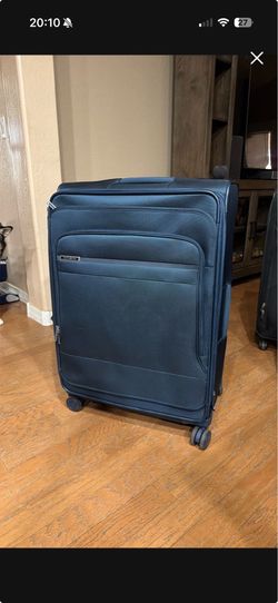 29” Luggage Spinners