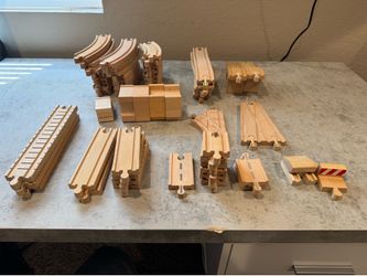 Vintage Lot of 59 Wooden Track/Bridge Pieces Thomas & Friends Railway Compatible
