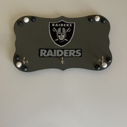 Raiders Wood Wall Key Holder
