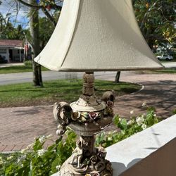 Pair Of Italian Capodimonte Lamps Table Lamps