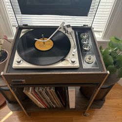 Zenith 1960s “Circle of Sound” Record Console