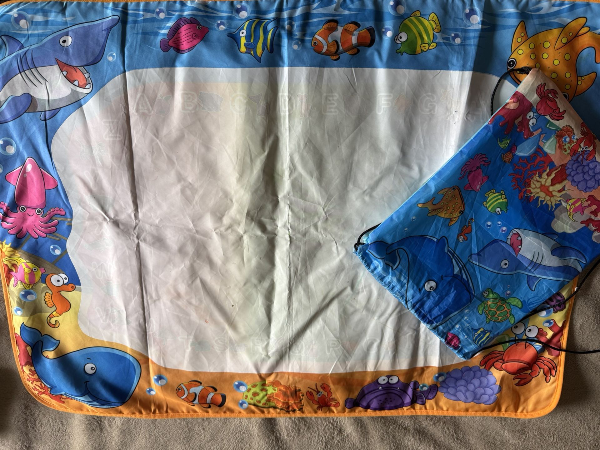 Free Water Drawing Mat