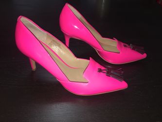 Banana Republic Hot Pink Pumps
