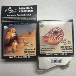 Henna hair dye