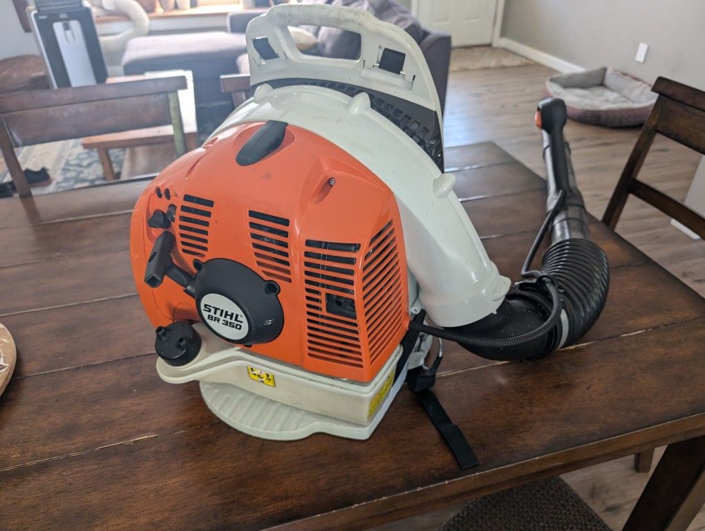 Stihl BR350 Backpack Blower