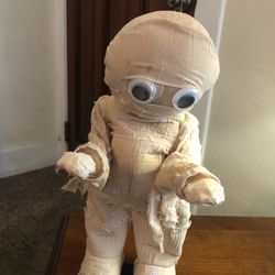Vintage 90s Gemmy Animatronic Mummy with a Nervous Twitch: