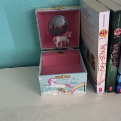 Jewlery/music Box