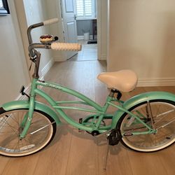 Firmstrong 20" Girl Beach Cruiser Bike