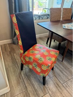 Dining table  (Chairs are sold)