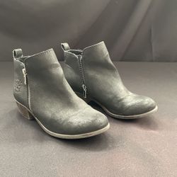 Black ankle boots for girls size 2
