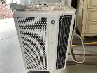 general electric ac unit 1,200 Sq  WiFi 