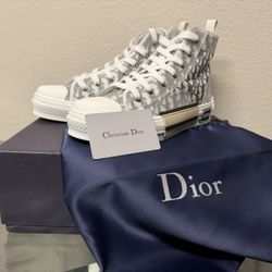 Dior B23