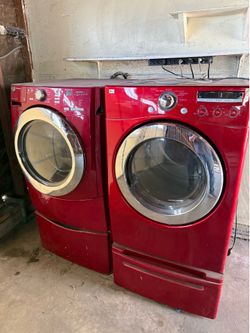 LG Washer Dryer with pedestals