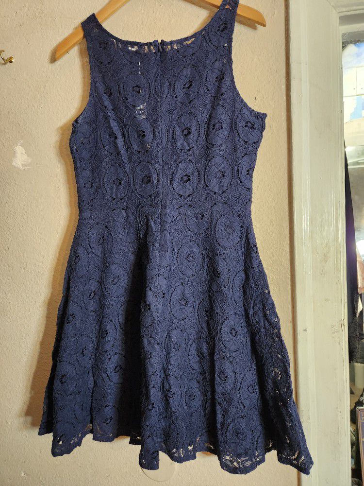 Ladies Small Blue Lace Dress