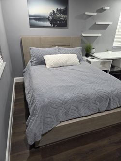 Queen bed from City Home