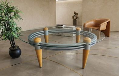 Glass coffee table like new!