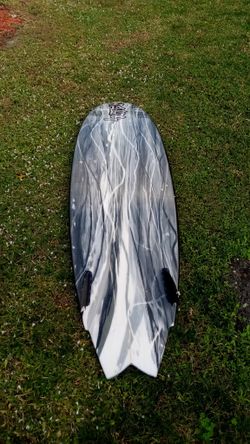 Fish surfboard twin fin 6'0