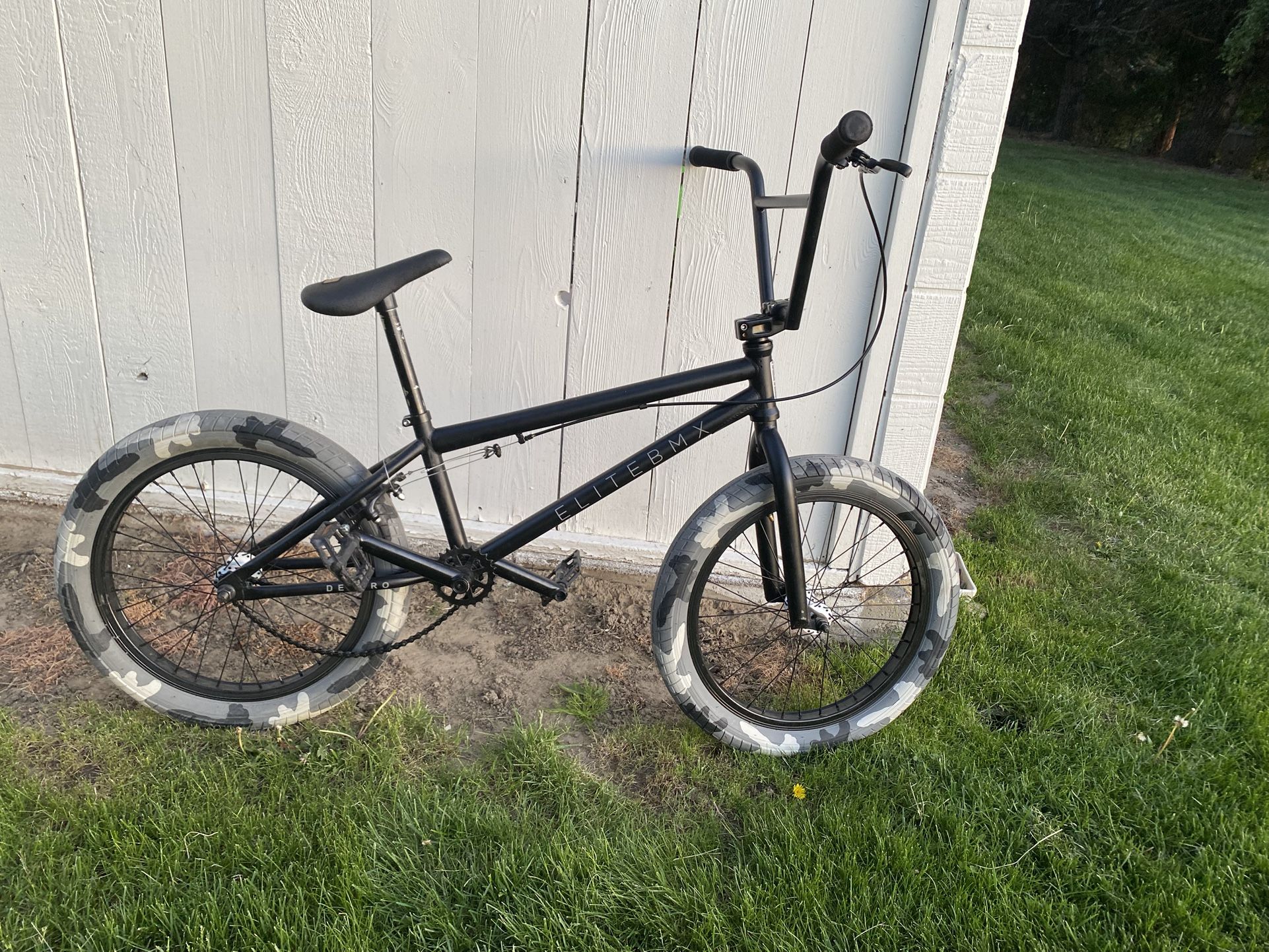 Elite BMX Camo
