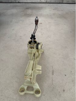 OEM 2012–2015 Honda Civic Si 6-Speed Shifter Box Assembly