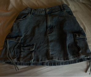 Blue Denim Cargo Skirt – Size XL