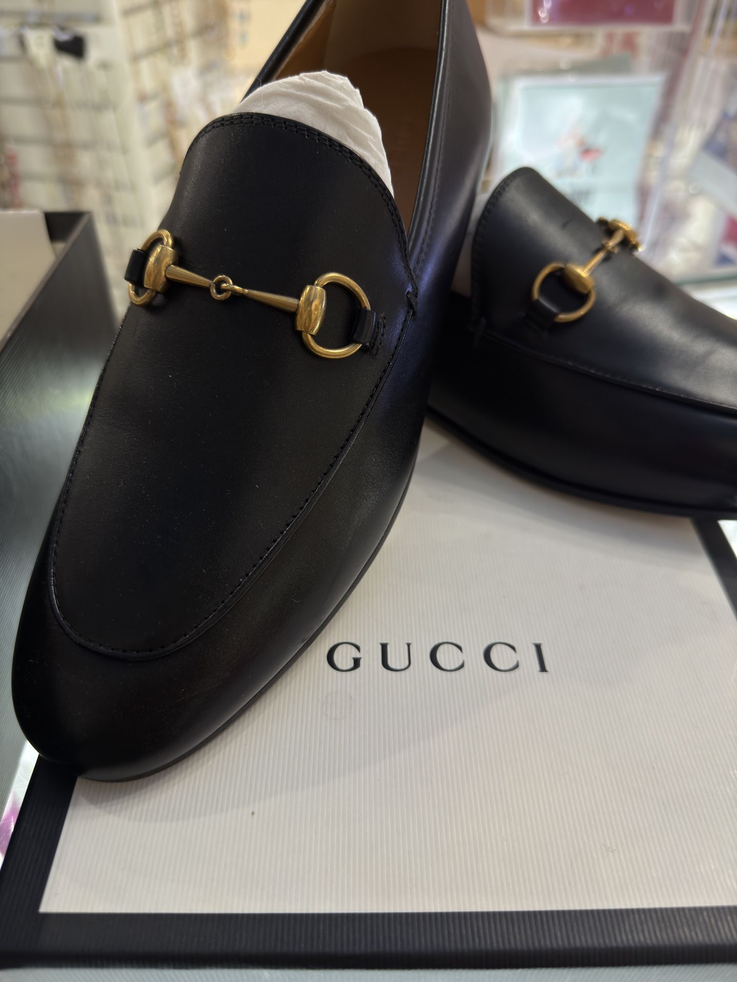 GUCCI WOMENS BLACK SHOES SIZE 38 USA 8