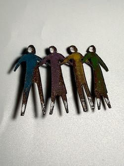 Vintage Gina Designs Style 4 People Holding Hands Metal Brooch Pin Folk Art