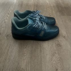 Clear Blue Lv Trainers Size 12