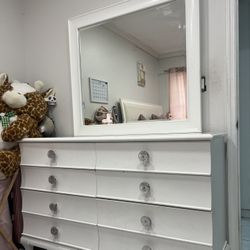 White Dresser with Mirror